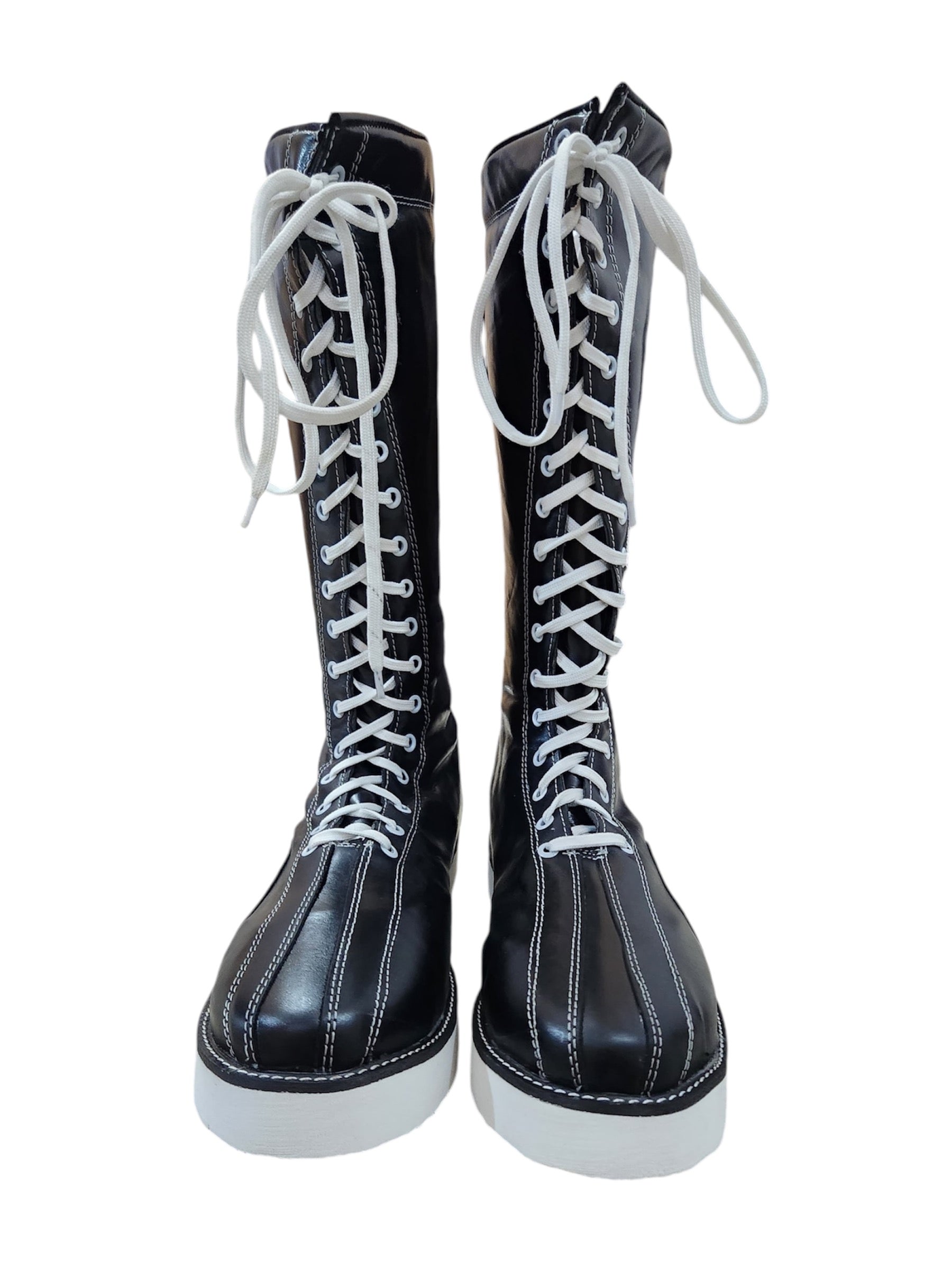 Handgemaakte Pro Stoeistewels – Swart Leer, Wit Steekwerk, Veters en Soolkontras, 100% Egte Leer