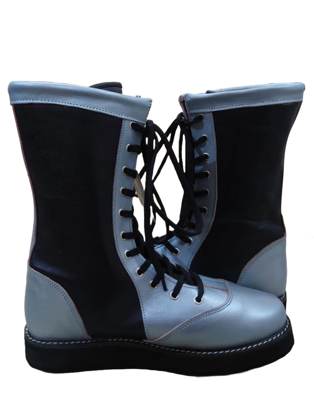 Stoeistewels, Handgemaak, 100% Oorspronklike Leer, Swart en Silwer Kleur, Aanpasbaar, Vetersluitingstyl