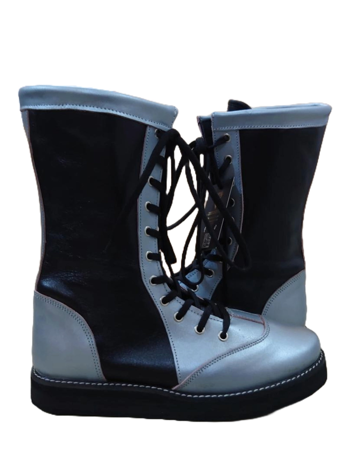 Stoeistewels, Handgemaak, 100% Oorspronklike Leer, Swart en Silwer Kleur, Aanpasbaar, Vetersluitingstyl