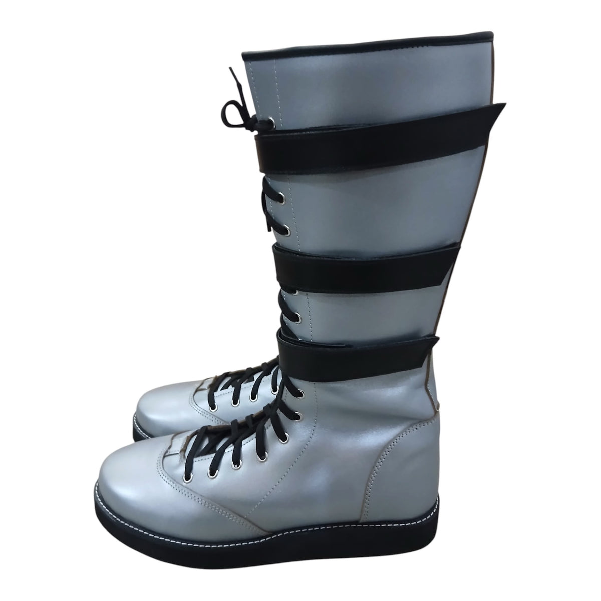 Handmade Leather Pro Wrestling Boots: Silver with Black Straps