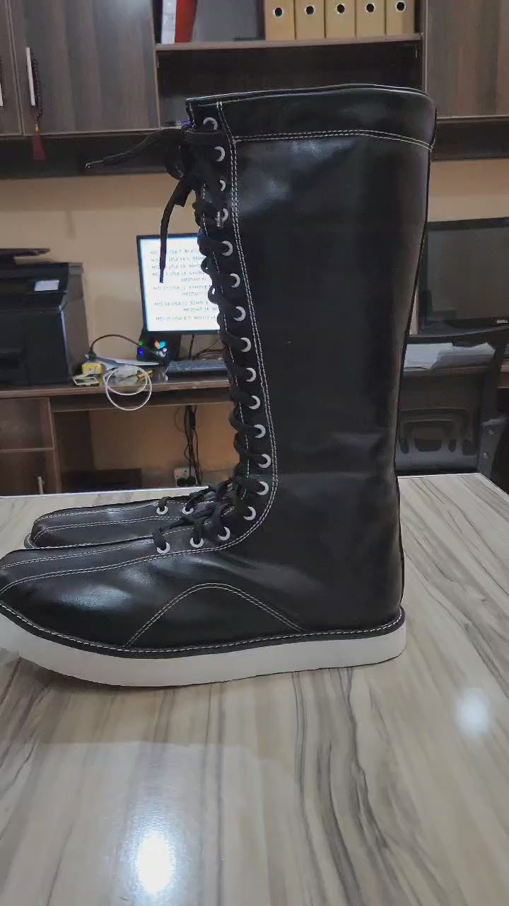 Handgemaakte Pro Stoeistewels – Swart Leer, Wit Steekwerk, Veters en Soolkontras, 100% Egte Leer