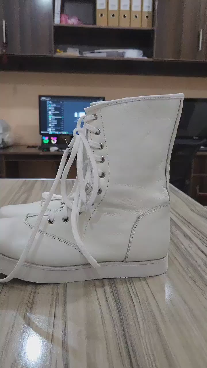 Professionele Stoeistewels, Lae Sny, 100% Oorspronklike Leer, Handgemaak, Wit Kleur, Blink Leer